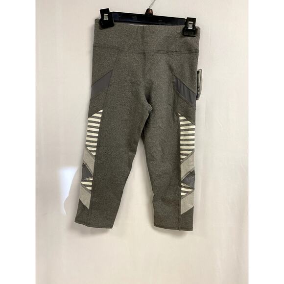 SPLENDID NWT Activewear Yoga Striped Cross Panel Capri Leggings Size XS - Picture 4 of 9